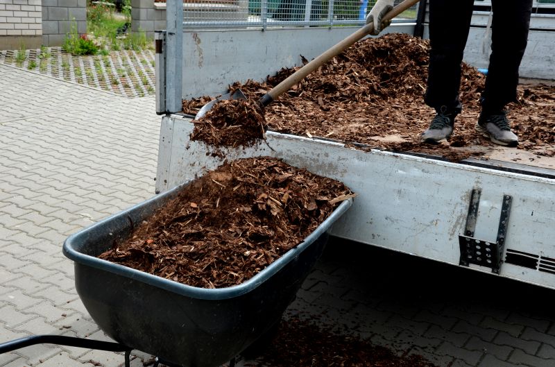 Mulch Installation in Ventura County, CA